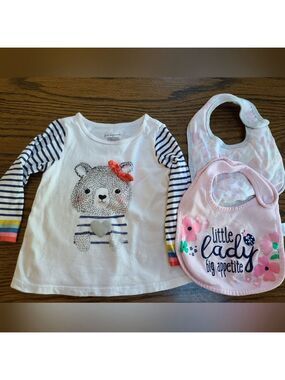 First Impressions Baby Girl Top + 2 Bibs Set